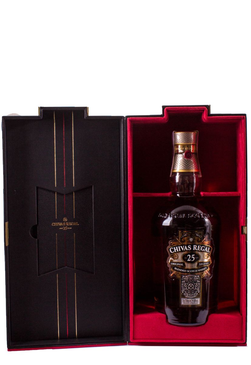 Виски Chivas Regal 25 y.o. в коробке 0.7 л
