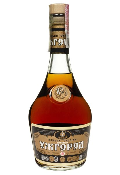 Коньяк Ужгород марочний 10 лет 0.5 л